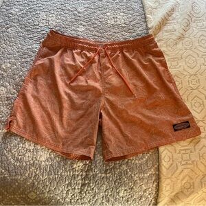 Vineyard Vines Men's Salmon Patterned Swim trunks with liner. Size XL.